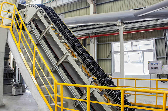 inclined belt conveyor