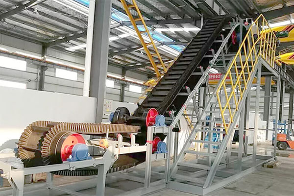 How to choose the belt and belt speed of steep incline belt conveyor